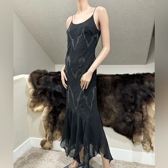 Black Chiffon V-back Sleeveless All Over Beaded Evening Dress/Party Dress - Picture 4 of 13